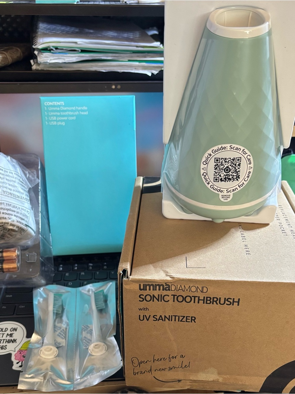 Tao Clean Diamond Mint Green Sonic Toothbrush with UV Sanitizer